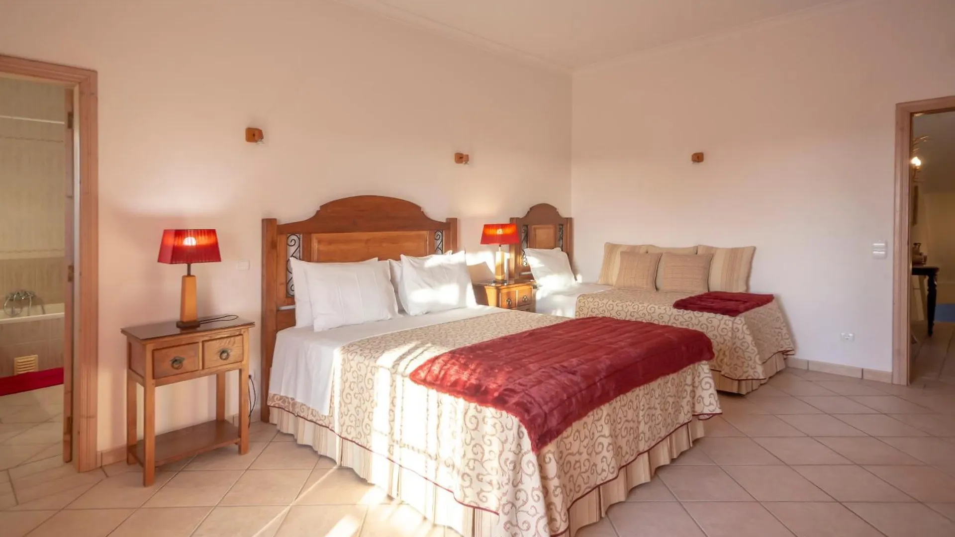Al Meida Guesthouse Albufeira 0*,