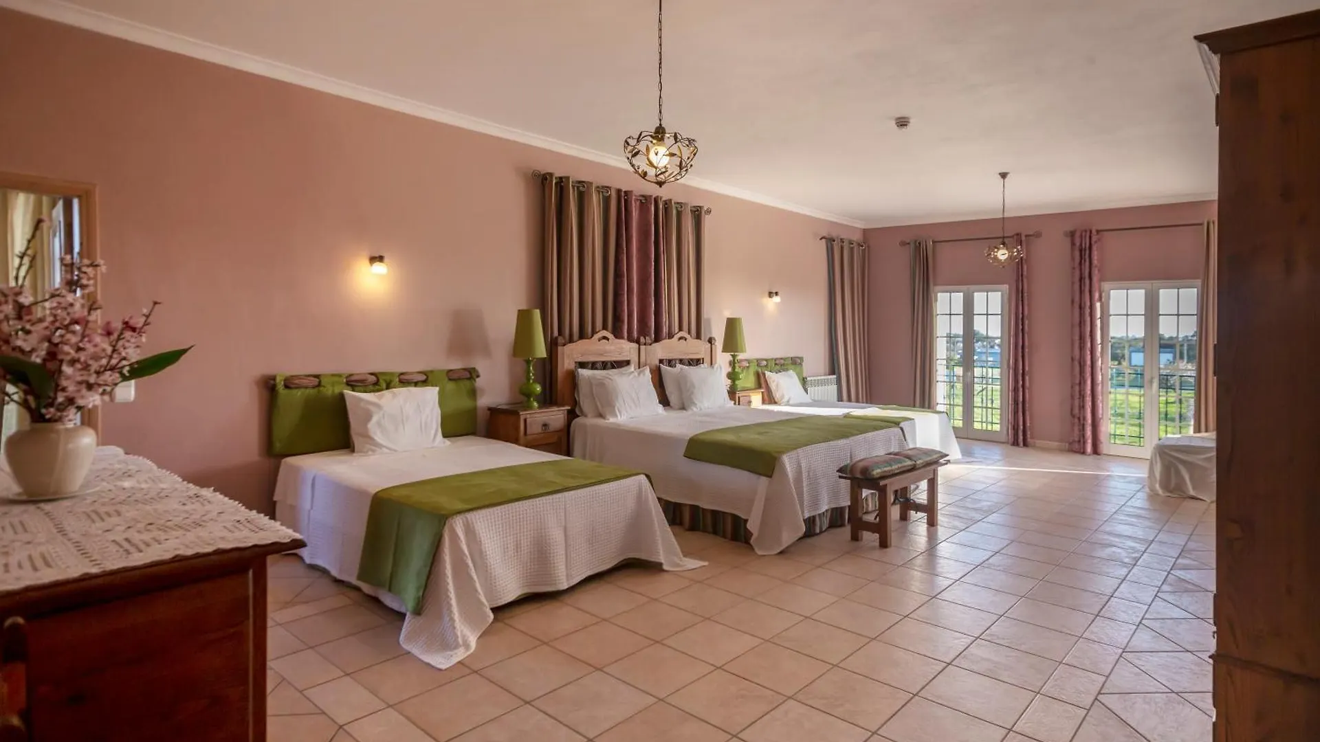 Bed & Breakfast Al Meida Guesthouse Albufeira Portugal
