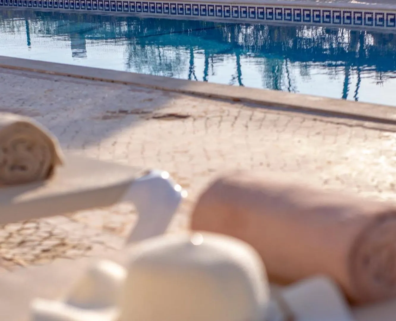 Al Meida Guesthouse Albufeira